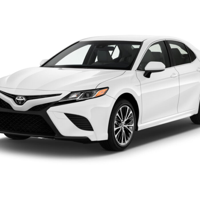 2020-toyota-camry-se-auto-natl-angular-front-exterior-view_100744508_l 2020-toyota-camry-se-auto-natl-angular-front-exterior-view_100744508_l